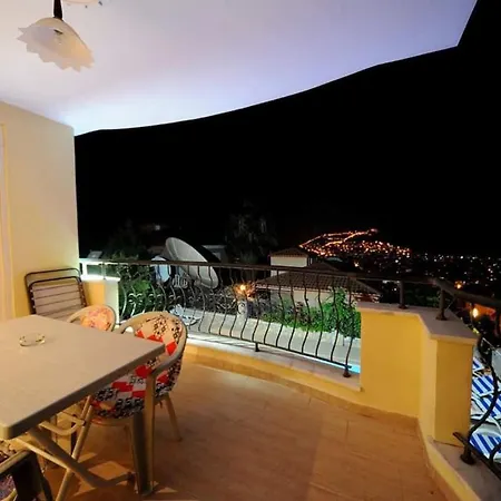 Breath Taking View Super Luxury Helena 32